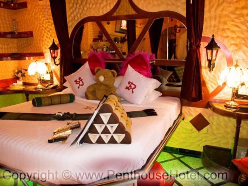 بنتهاوس هوتل - للبالغين فقط أخرى