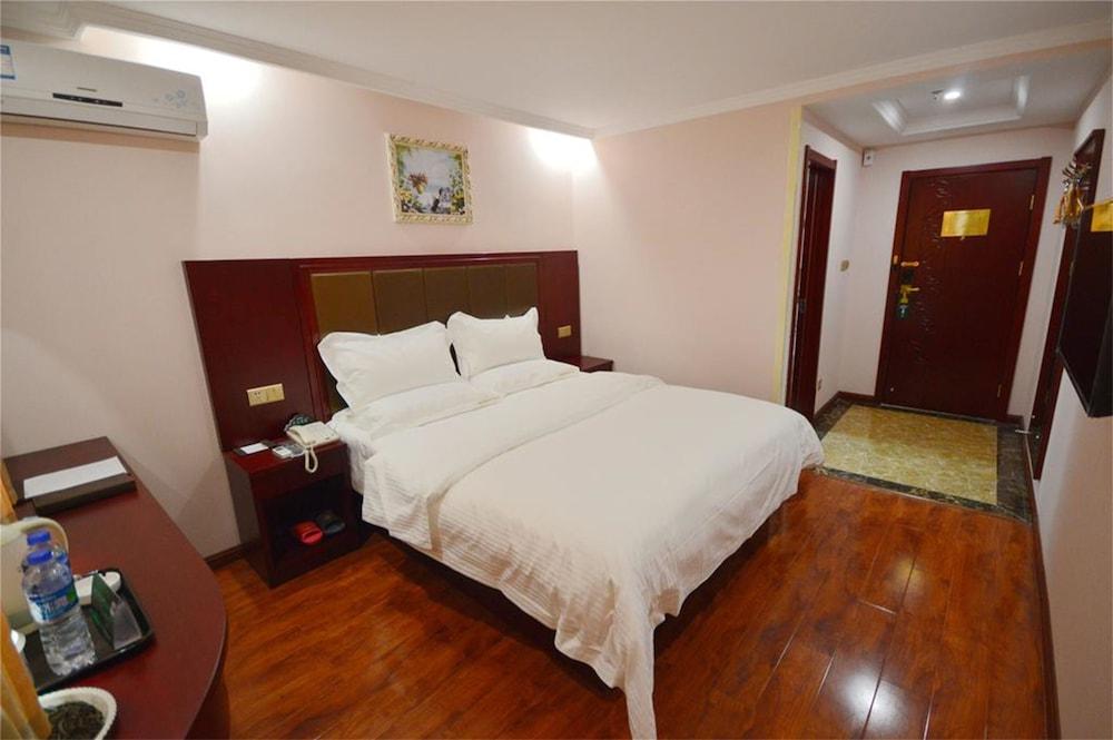 GreenTree Inn Hefei Mingfa Square Express Hotel Room