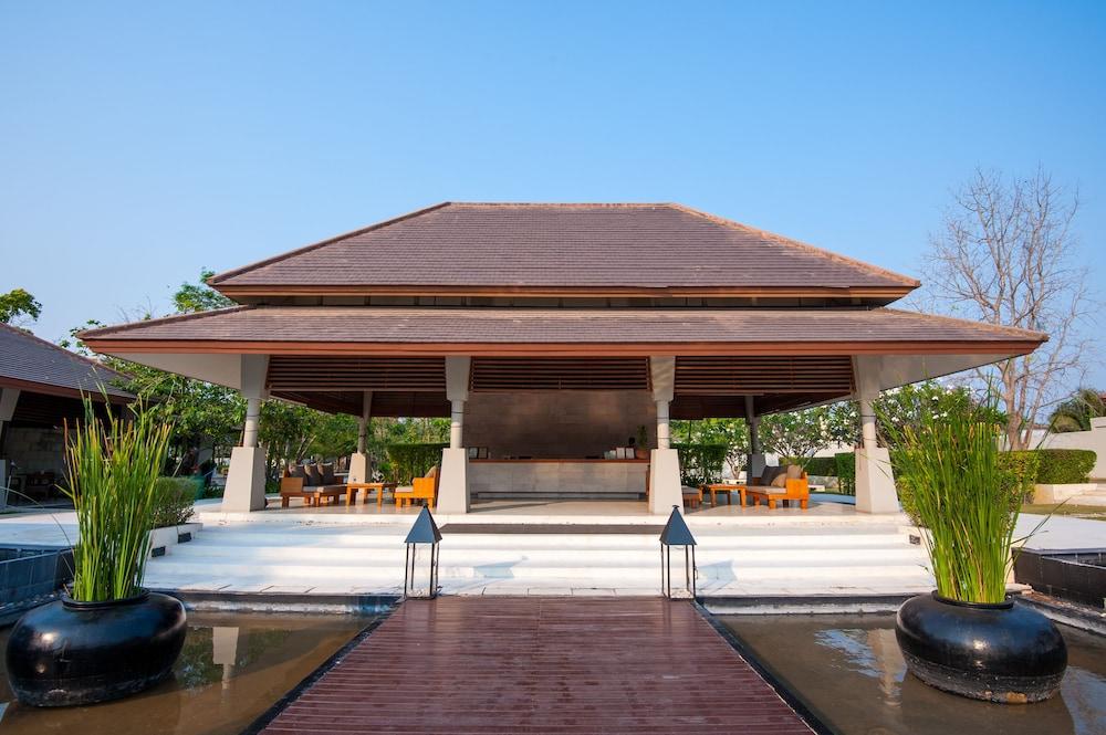AKA Resort & Spa Hua Hin Interior Entrance