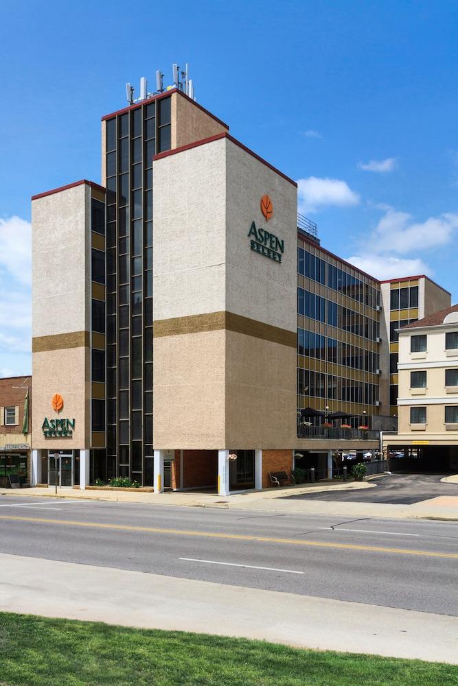 Aspen Select Exterior