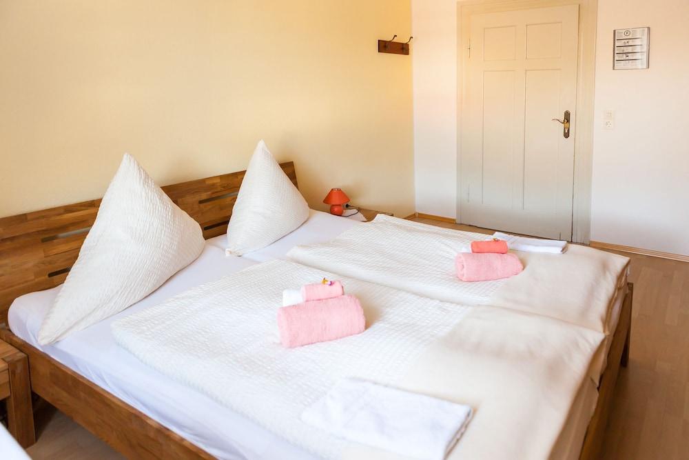 هوتل بيرجيلر هوف غرفة