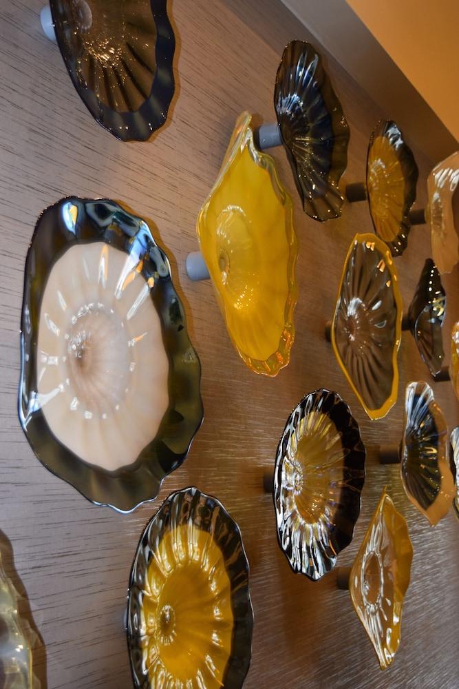 هوليداي إن هوتل آند سويتس إيست بيوريا باي آيتش جي المنطقة الخارجية