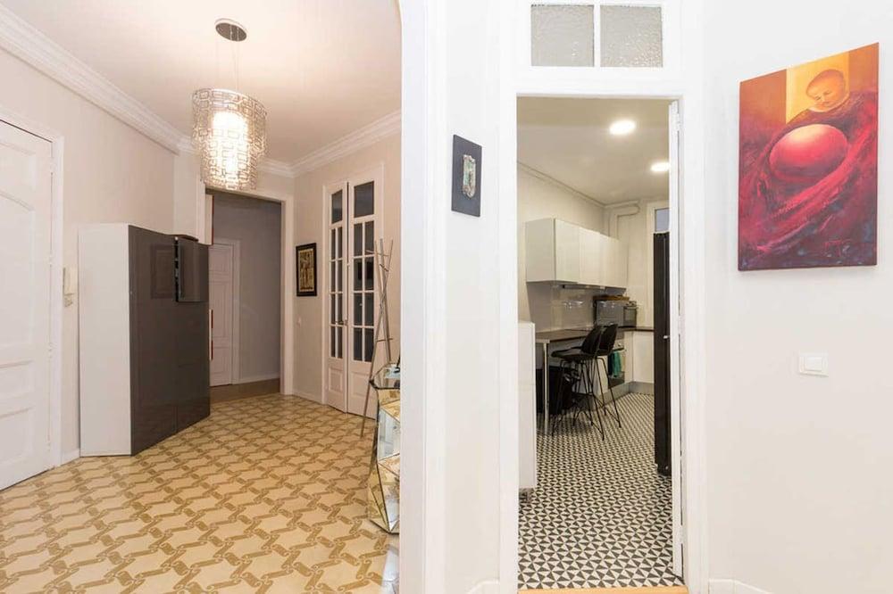 ديزاين جيست روم بارثيلونا أرك دي تريومف تفاصيل الفندق من الداخل