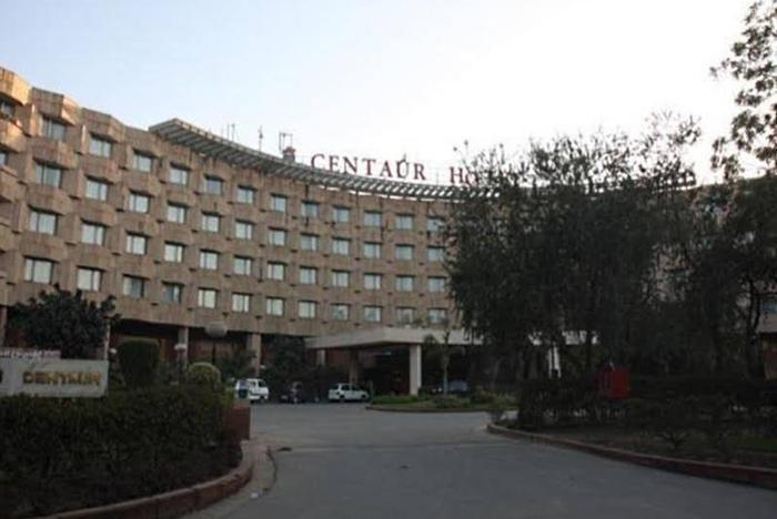 Centaur Hotel IGI Airport