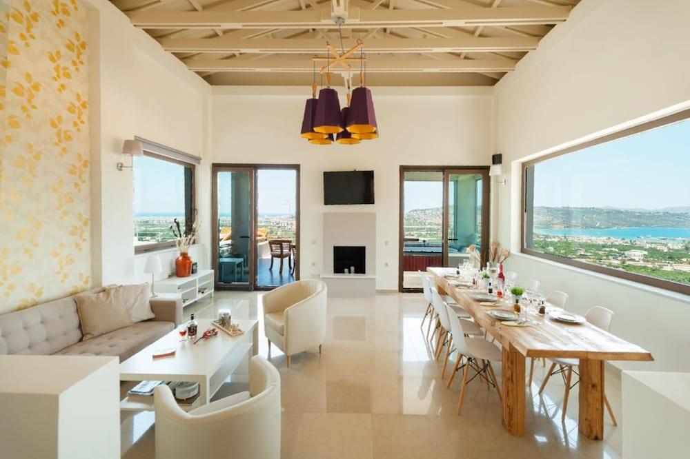 Villa Kedria with a panoramic ocean view Lobby Sitting Area