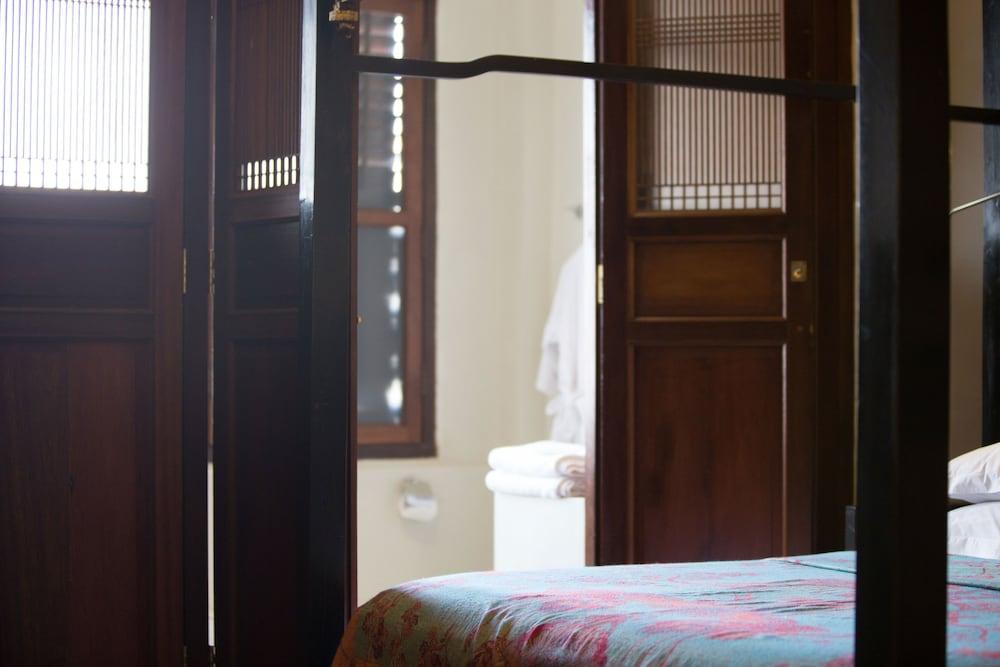 Seven Terraces Hotel Room