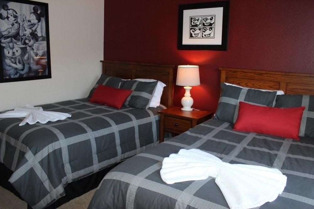 آكو 63670 - لوكايا فيليدج - 3 بد رومز 2 باث رومز تاون هاوس غرفة