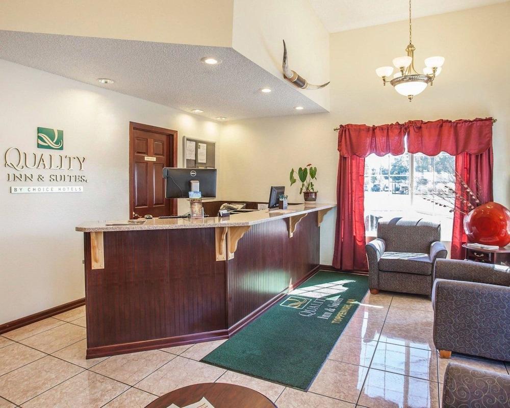 كواليتي إن آند سويتس توبينيش - ياكيما فالي الردهة