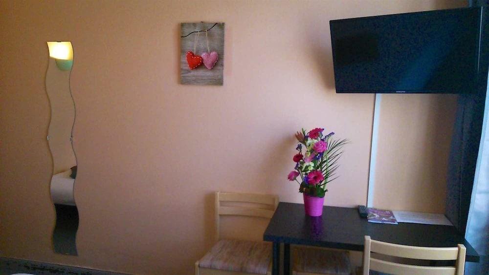 هوتل لو ريليه دو لا كان وسيلة راحة بالغرفة