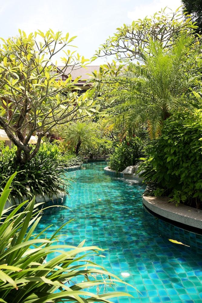 Kata Palm Resort Outdoor Pool