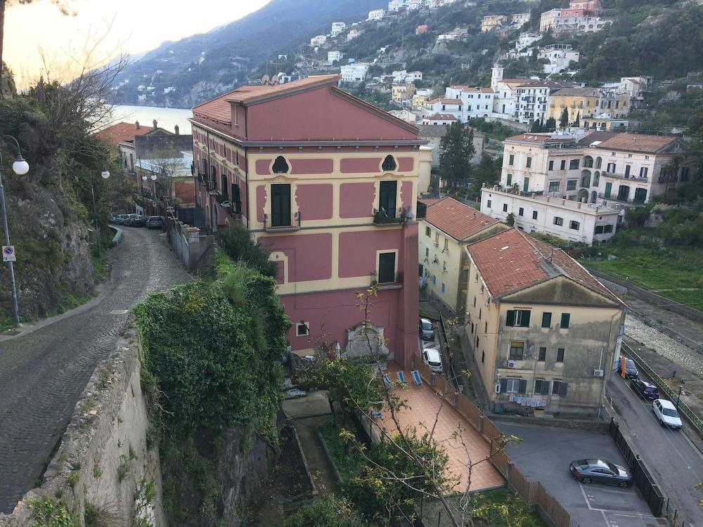 La Cascata Palazzo Pellegrino