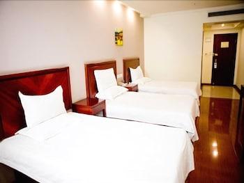 جرين تري إن شانغهاي بودونغ نيو ديستريكت تانغكياو مترو ستيشن إكسبرس هوتل غرفة ضيافة