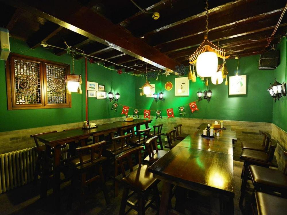 هابي دراجون آر جاي ألي هوتل داخلي