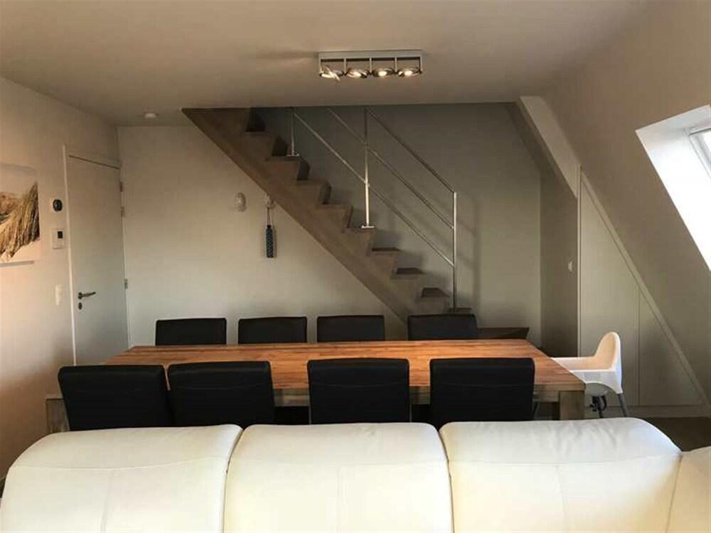 Seabreeze 303 Living Area