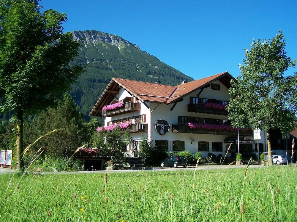 بفرونتينر هوف