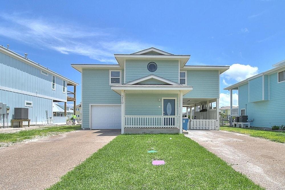 Baydreamer Vacation Home With Private Pool by Redawning Exterior