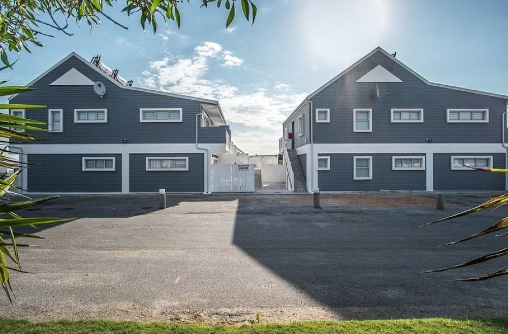 Fork West Apartments - Top Floor 6