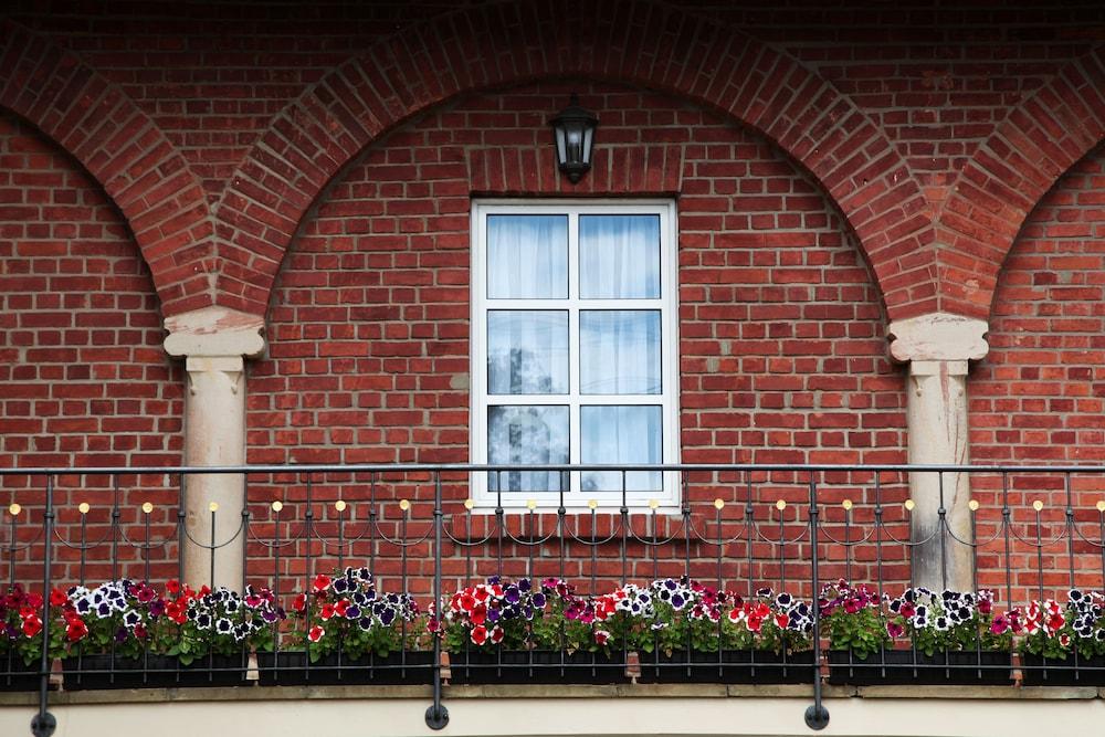 لاند هوتل سونينهوف المنطقة الخارجية