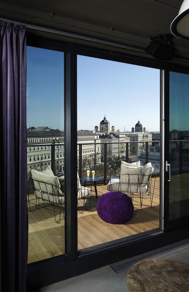 توينتي فايف أورز هوتل فيينا آت ميوزيامز كارتييه منظر من الجو