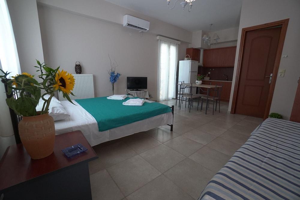 Modern Studio in Rethymno Room