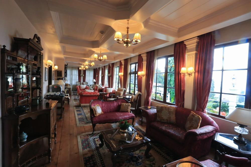 The Elgin, Darjeeling Lobby Lounge