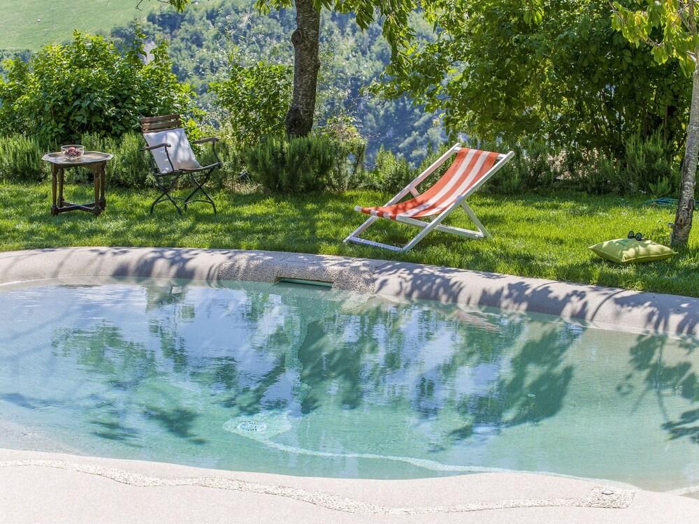 Welcoming Villa in Montefelcino With Swimming Pool Waterslide