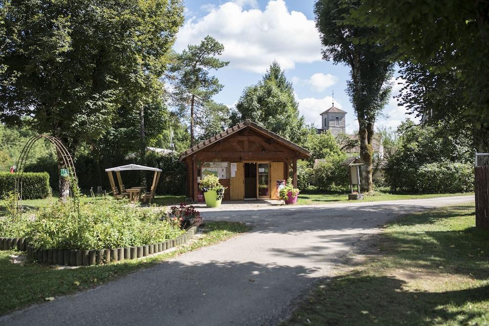 كومبينج ليه بيشور المنطقة الخارجية