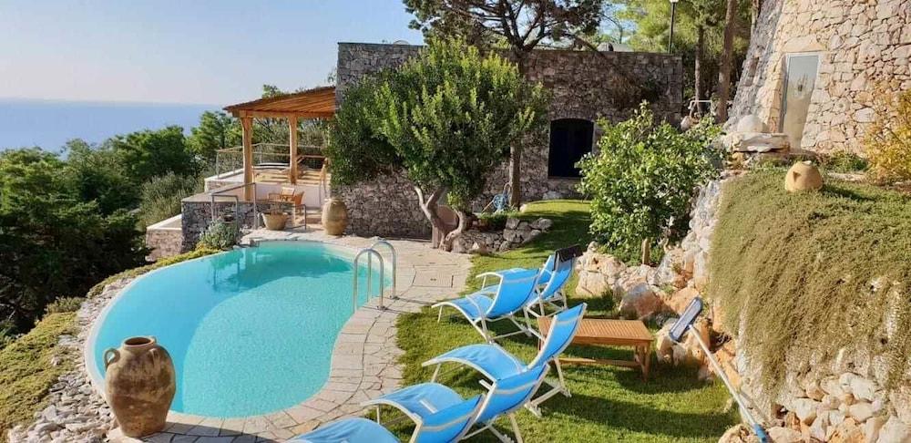 بيلفيدير 1 لوكس بول هاوس زحليقة مائية