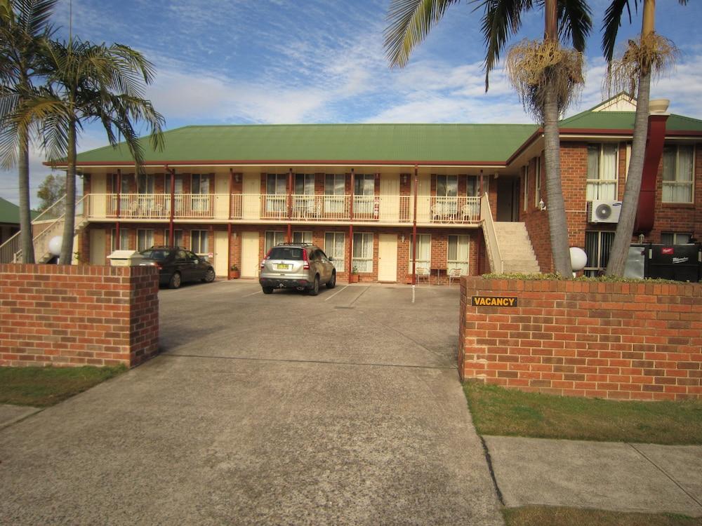 Aussie Rest Motel Exterior