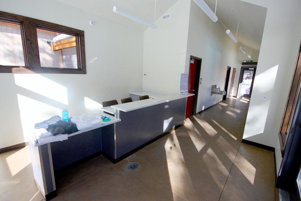 باين كريك إف - 3 بد روم باي بيك بروبيرتي مانيدجمنت داخلي