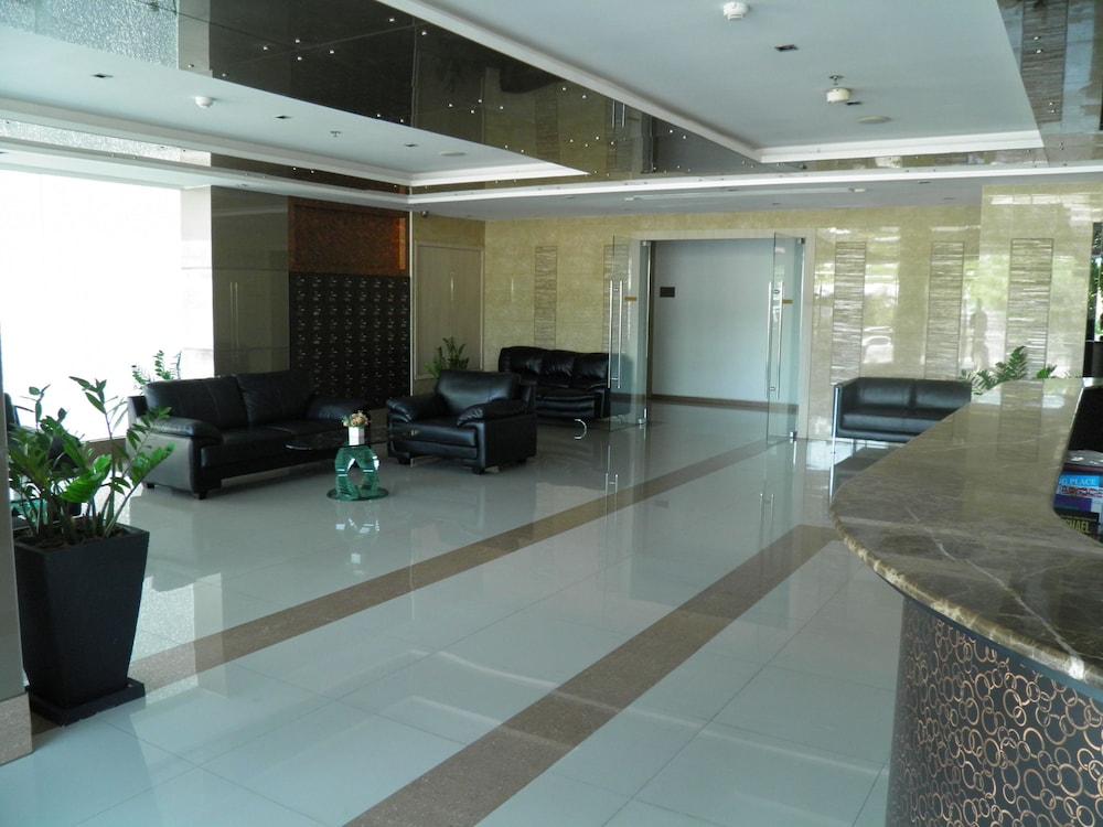 Nova Ocean View - 802 by Axiom Lobby