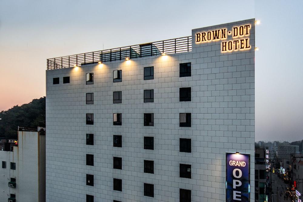 Browndot Hotel Hadan