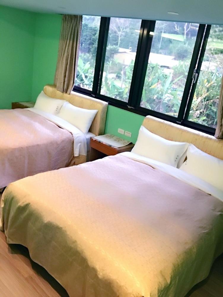 تانهسيانغ بو بد آند برسكفاست غرفة