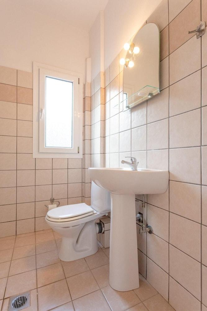 Skala Villa Green Large Private Pool Walk to Beach Sea Views A C Wifi - 2825 Room