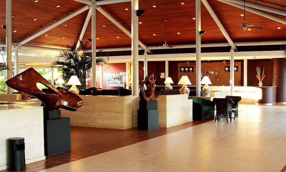 Barceló Tambor Lobby