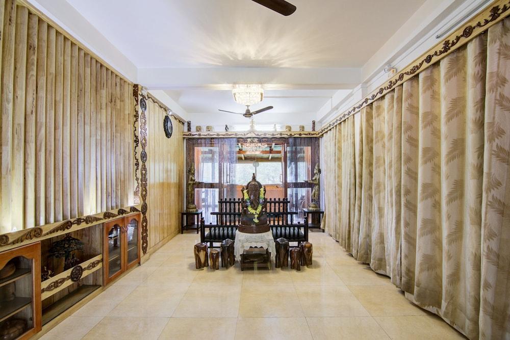 OYO 12070 Sai Page 3 Resort Lobby