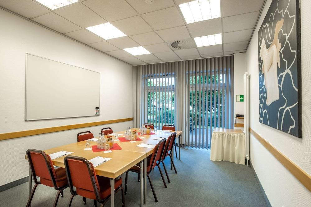 كواليتي هوتل بيليفيلد أخرى