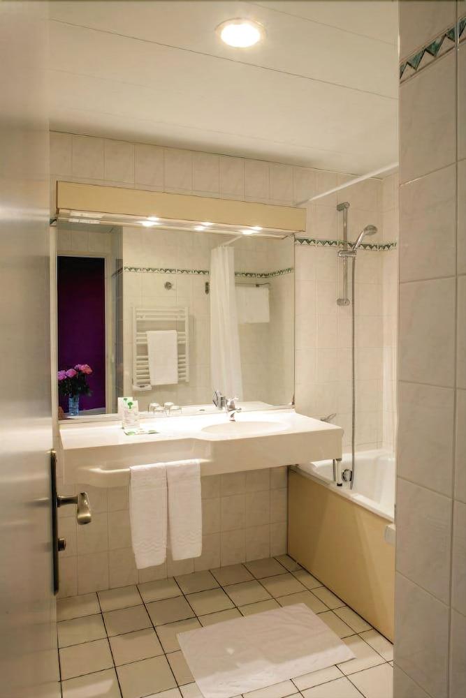 أوتل دي لو يوروب غرفة