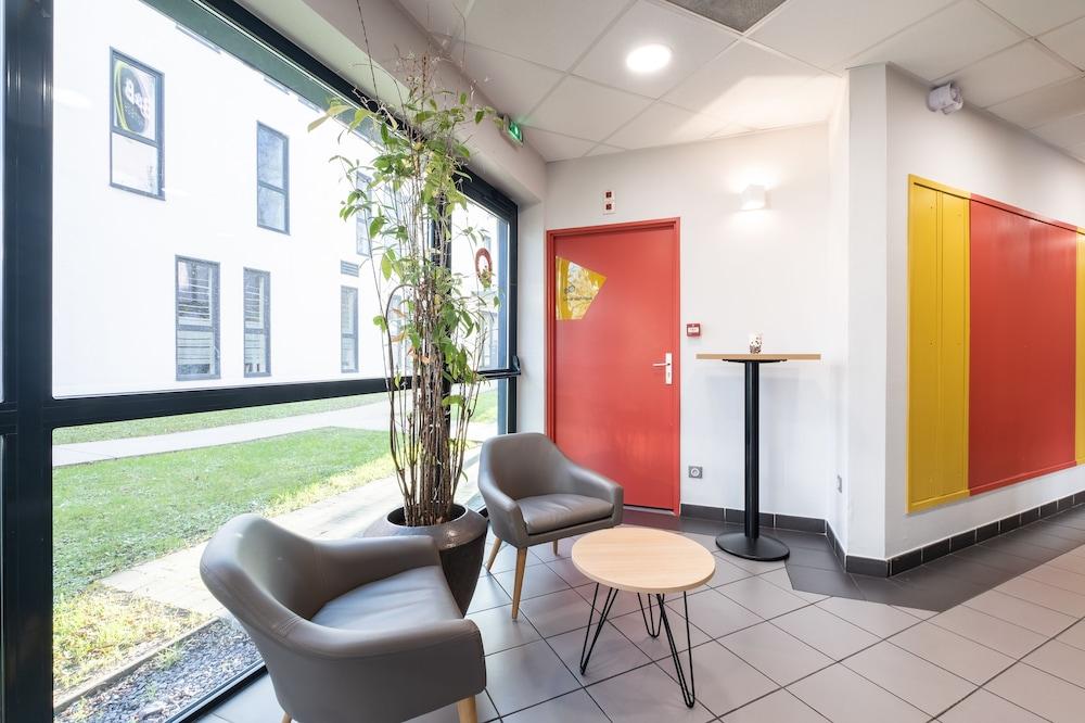 بي آند بي هوتل ليل توركوينج سنتر الردهة