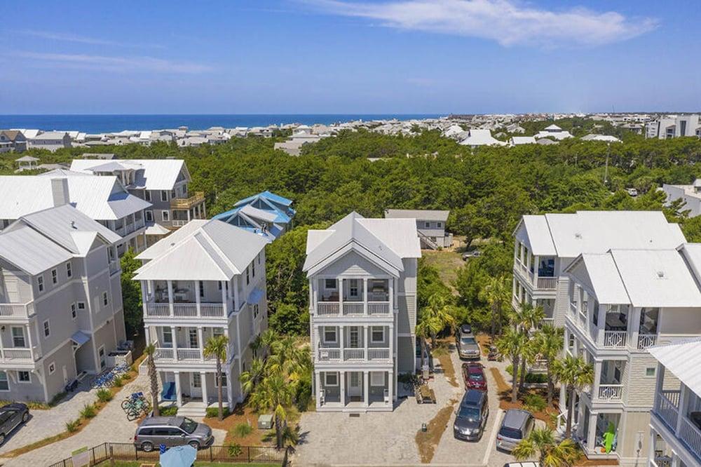 أكوا بارادايس باي فايف ستار بروبيرتيز المنطقة الخارجية