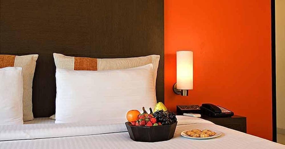 Citrus Hotel Lonavala Room