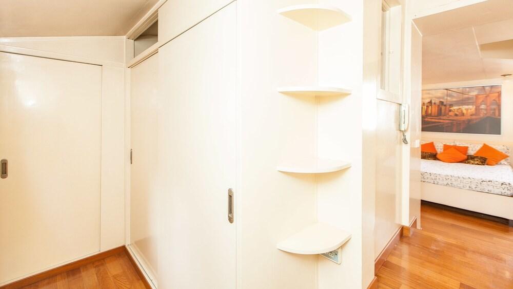 رينتال إن روم كامبو دي فيوري بالكوني داخلي