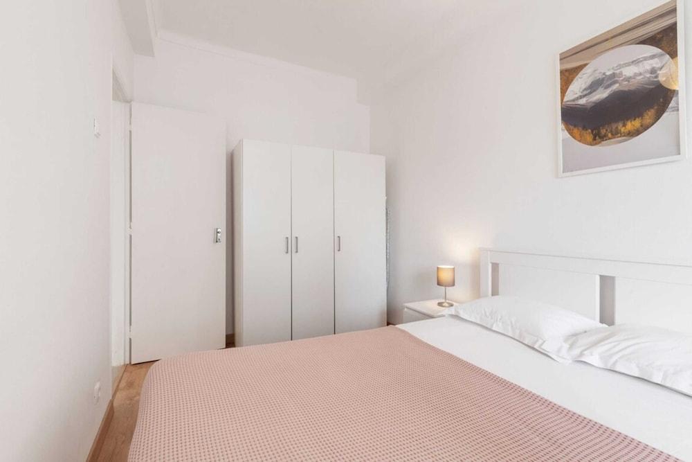 بيوتيفول 1 بد روم أبارتمنت نير بنفيكا غرفة