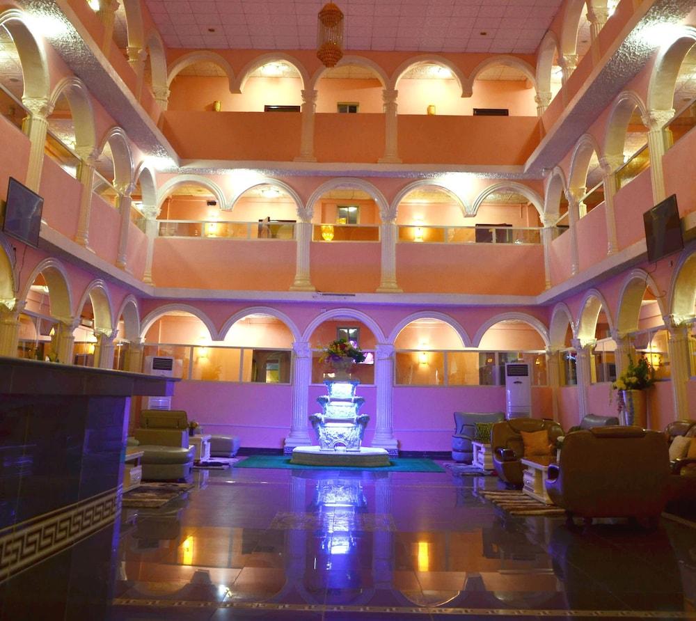 Executive Inn Featured Image