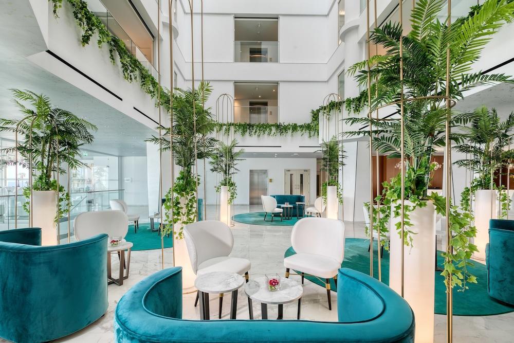 Ivi Mare - Designed for adults by Louis Hotels Lobby Sitting Area