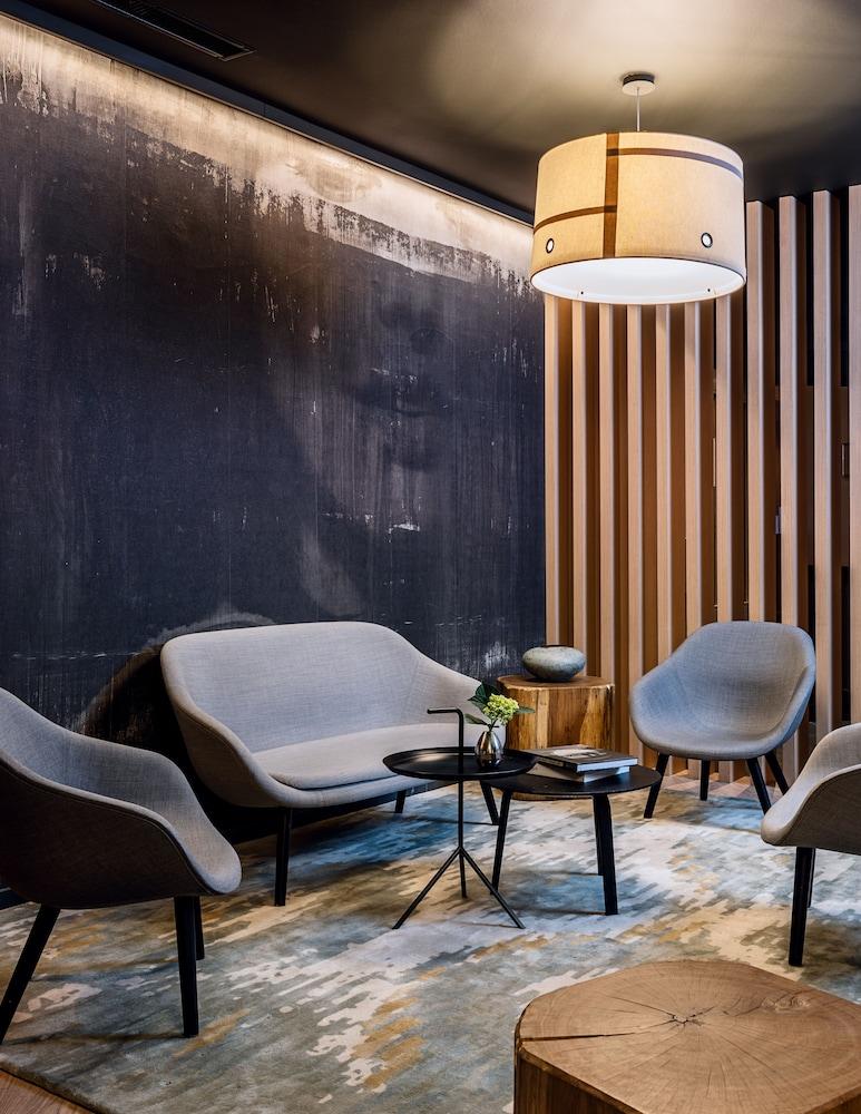 فندق أميرون لوزيرن هوتل فلورا منطقة الجلوس في الردهة