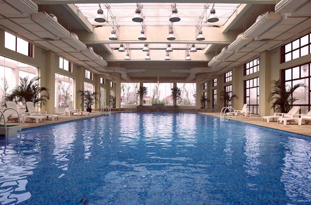 Jinling Resort Nanjing Indoor Pool