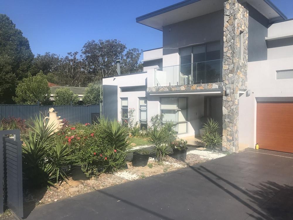 لاكشري بيج هاوس سينما بول ميني جيستس المنطقة الخارجية