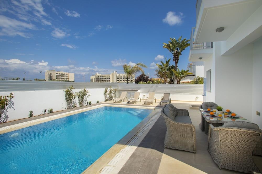 Protaras Villa Posidonas 9 Outdoor Pool