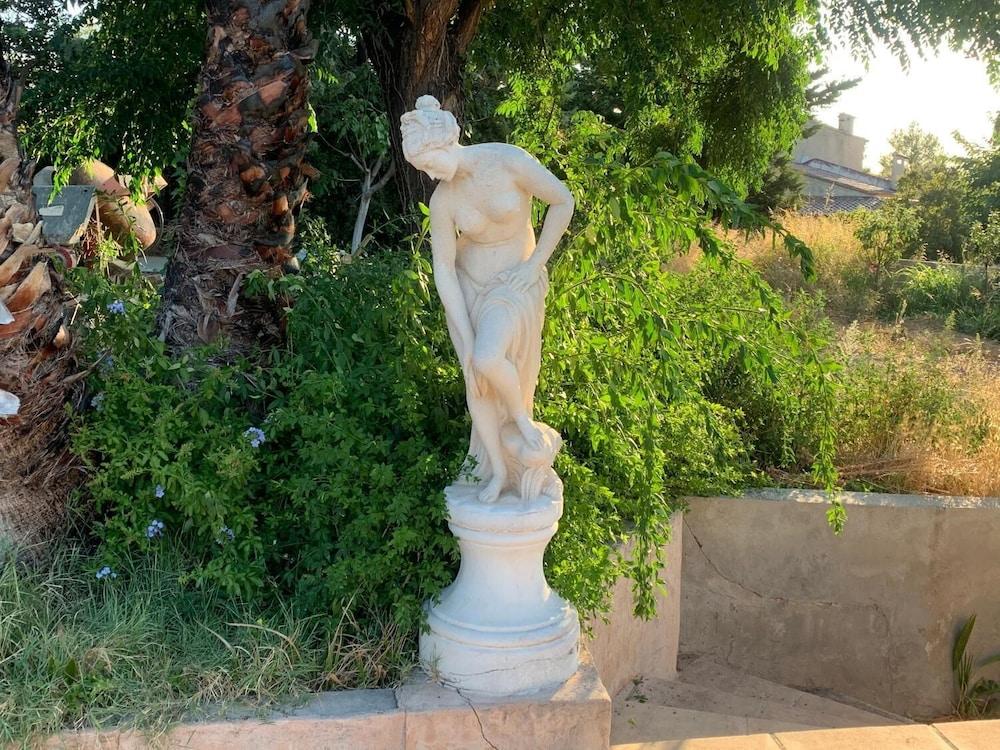 بد آند بريكفاست باسيفيك أفينيو المنطقة المحيطة بالمنشأة